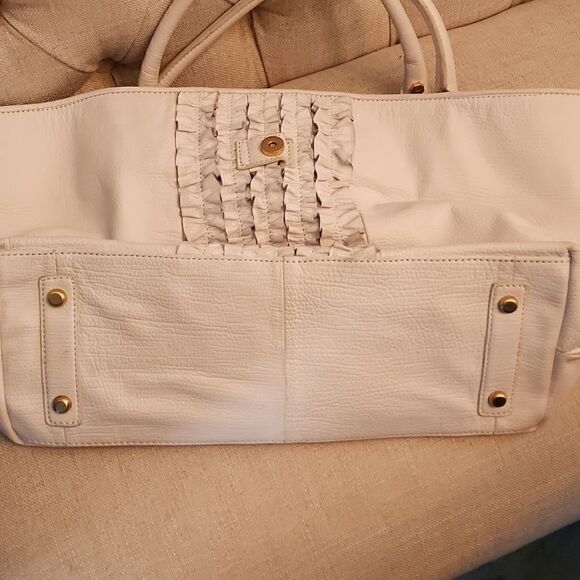 Bill Blass Off White Ruffled Shoulder Bag Purse - Picture 8 of 8